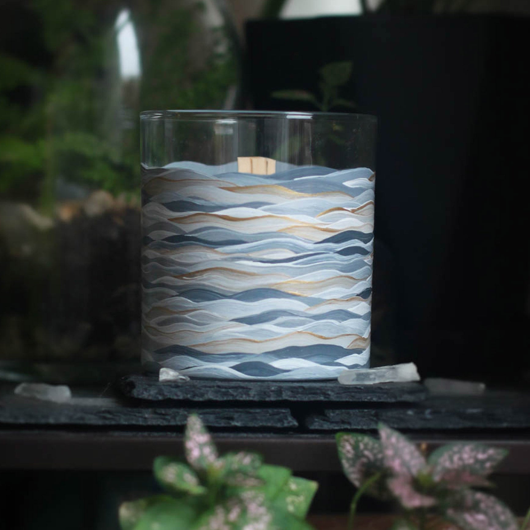 Gray & Gold Wave Tumbler Candle