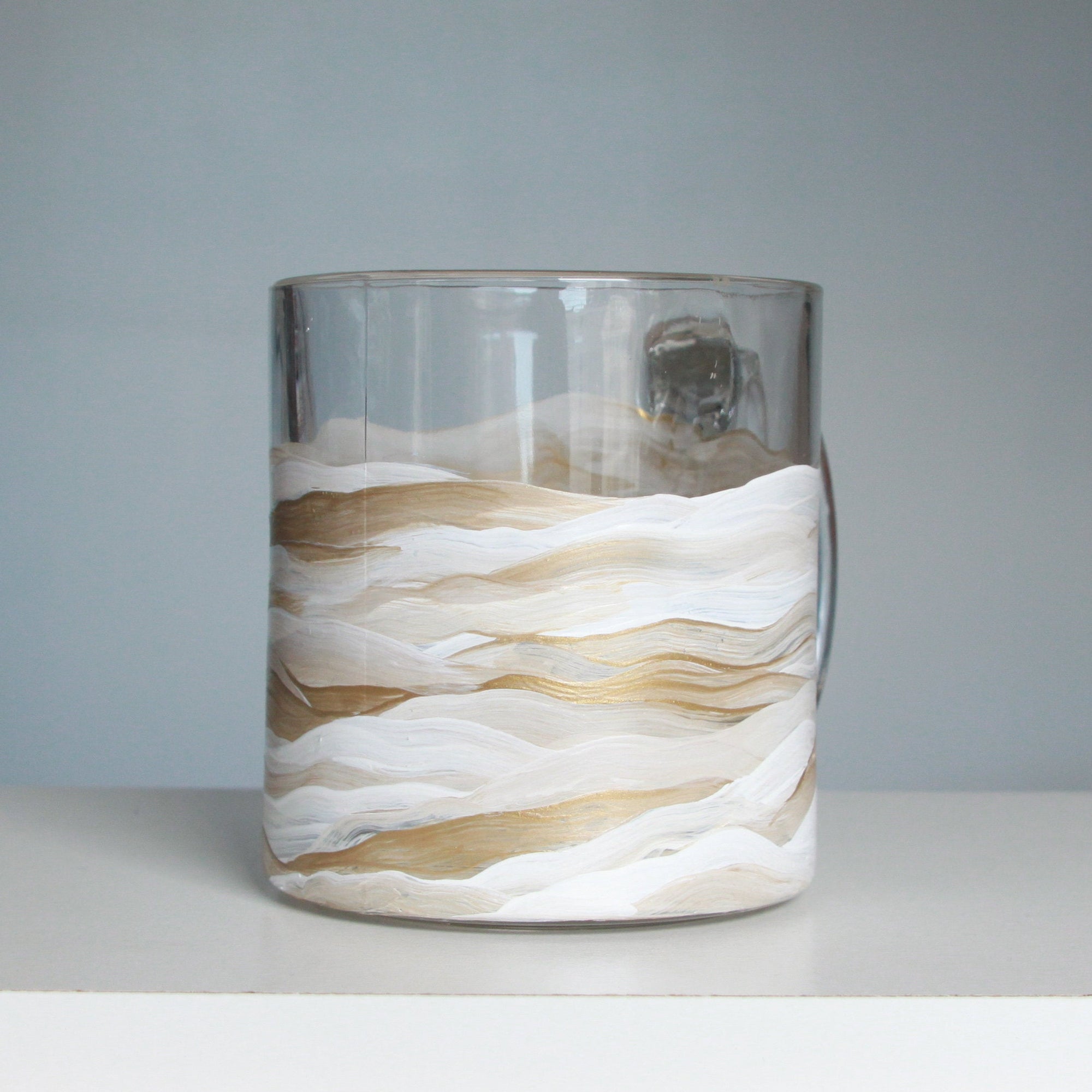 White and Gold Wave Mug No.1